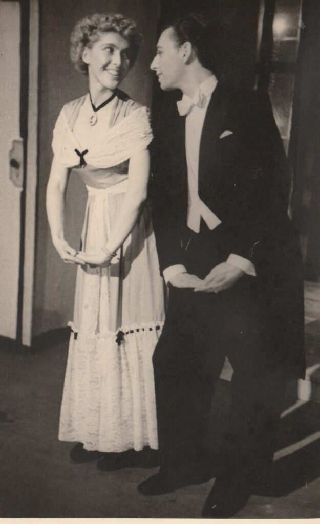 "Das ist die Liebe, die dumme Liebe"