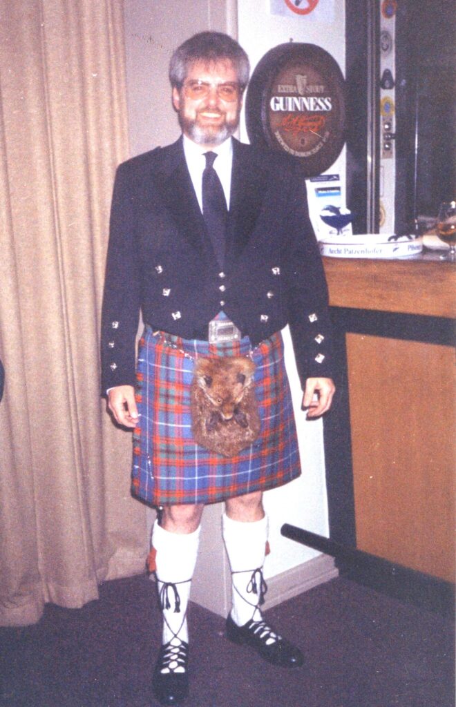 British Golf Club Gatow, Mitglied im Schottenrock (Kilt)