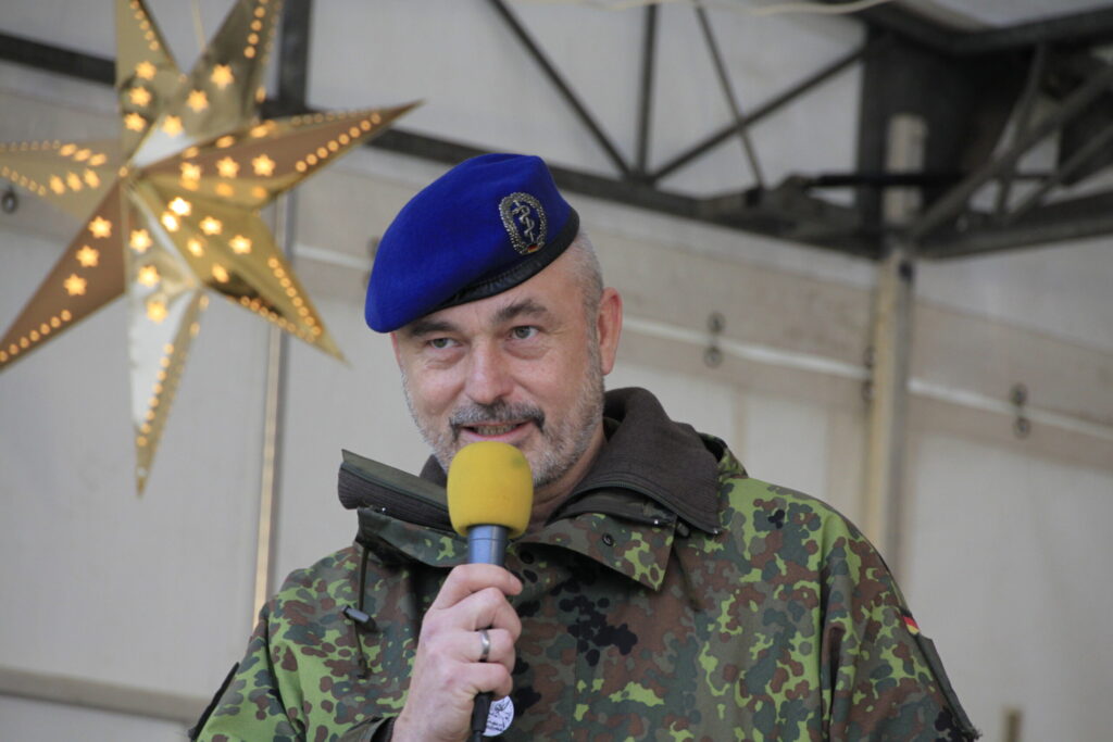 Helferinnen und Helfer: Bundeswehr (Oberstleutnant Sven Osan